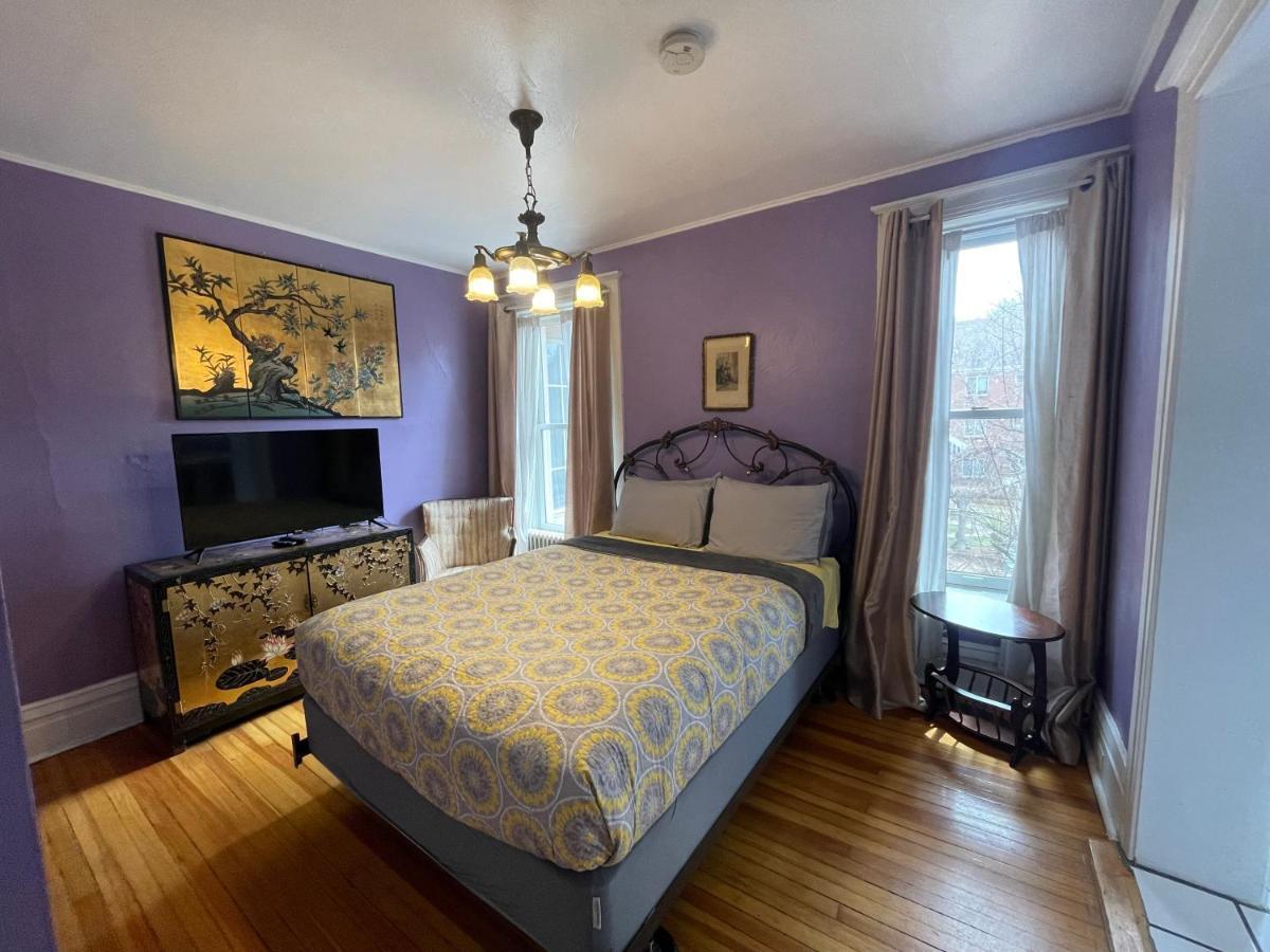 Hotel The Holiday Chalet Victorian Denver